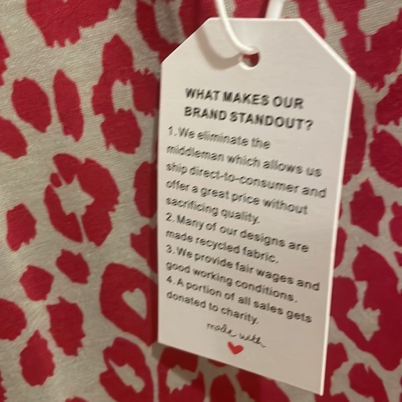 Made with love blouse leopard animal print pink women’s size M medium Brand new - Picture 9 of 9